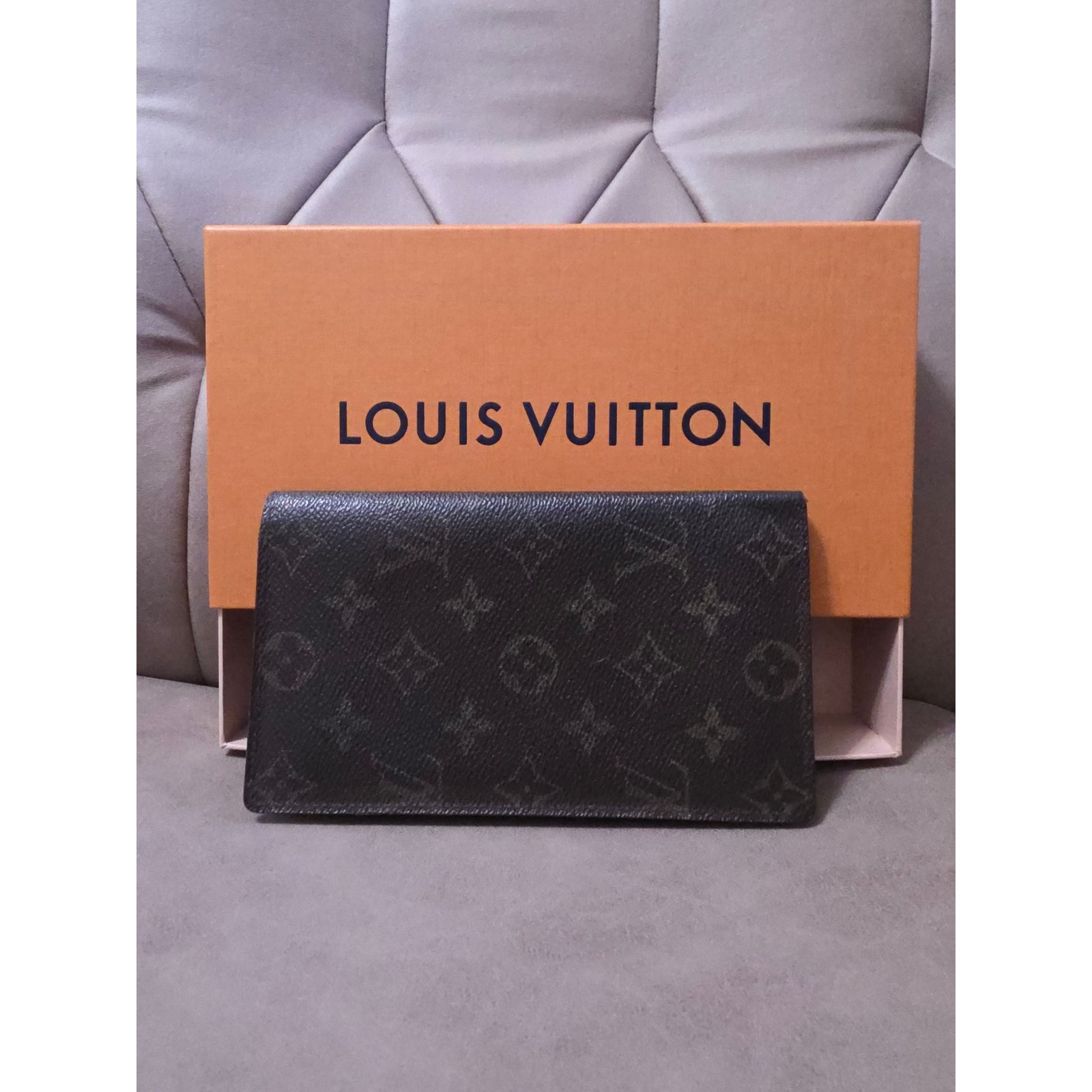 Louis Vuitton Brazza Wallet In Monogram Eclipse Canvas Euc With Box